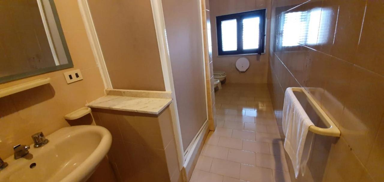 Beb Eclissi Bed & Breakfast Фонтане Бианче Екстериор снимка