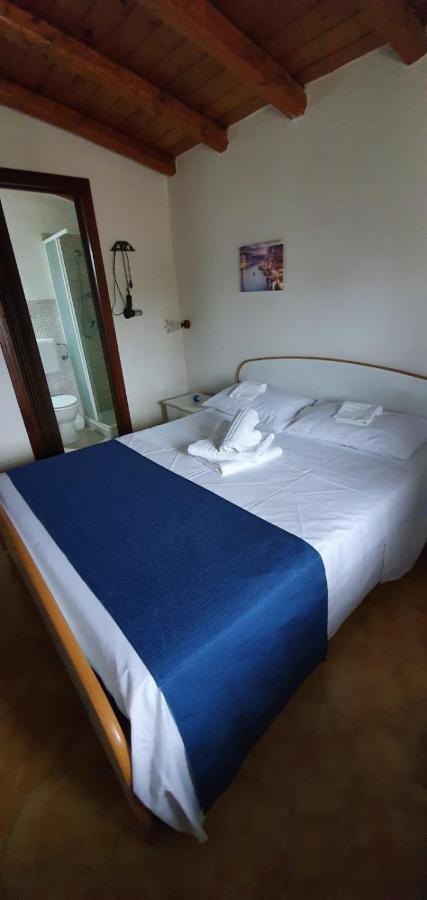 Beb Eclissi Bed & Breakfast Фонтане Бианче Екстериор снимка
